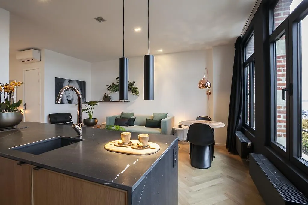 Kaai11 - Riverview Lofts & Suites Antwerpen